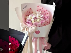 De populaire wals polka dot één stuk gevormd blad bloemen boeket verpakkingspapier 520 Moederdag fl