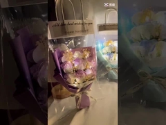 Afstuderen, eeuwige bloemen, rozen, asters, gedroogde bloemen, afgewerkte zeep, bloemen, geboorte