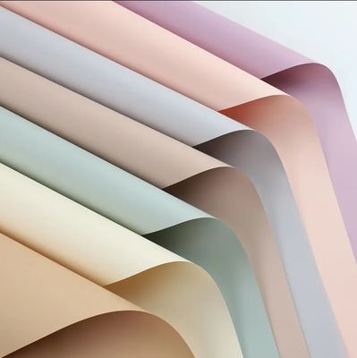 kopen Translucent Waterdicht Bloemen Boeket Verpakkingspapier Gepersonaliseerde Koreaanse Verpakking online vervaardiging