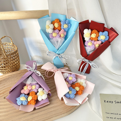Goede prijs. Valentijnsdag Delight Mini Boeket met Wolle Rose Puff Bloem in verschillende kleuren online