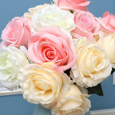 Goede prijs. kunstmatige rozenboeketten, zijdebloemen, kunststofbloemen en kunstbloemen online
