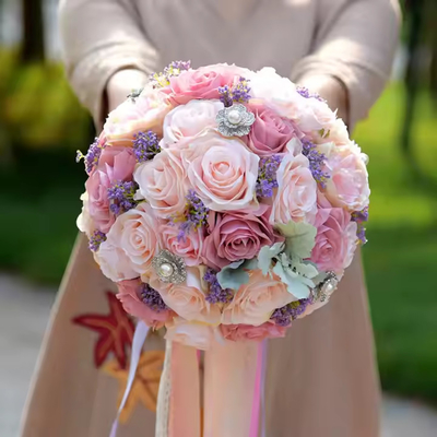 Goede prijs. Kunstmatige roze bloemenboeket Huisbruiloft Decoratieve bloemen voor bruid Bruidsmeisje Bloemenboeketten Valentijnsdag cadeau online