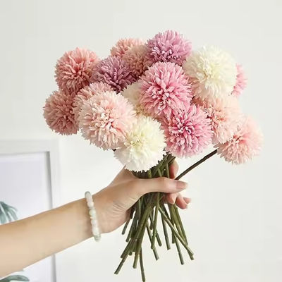 kopen Warme verkoop kunstmatige enkelvoudige Chrysanthemum tak zijde Marigold Ball PingPong kunstmatige bloemen bulk cake bruiloft decorDIY online vervaardiging