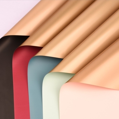 kopen Fabrieksdirecte verkoop van licht luxe serie dubbelzijdig gouden papier bloemenmaterialen, pakpapier voor boeketten in Koreaanse stijl, pakpapier voor bloemenwinkels online manufacture