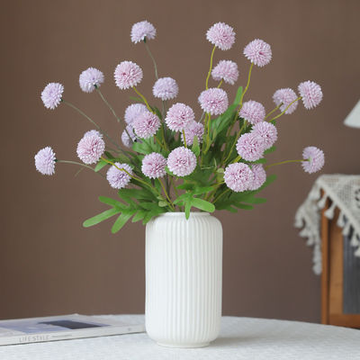 Goede prijs. Simulatie 5 Lente Paardebloem Bal Chrysanthemum Fake Bloemen Huis Bruiloft Decoratie Requisiten Decoratie Ornamenten Geavanceerde aanrakende boeket creatie online