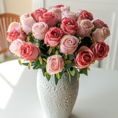 Goede prijs. Simulatie roos bloem zijde bloem 2022 nieuw boeket kunststof bloem arrangement decoratie woonkamer decoratie nep bloem online