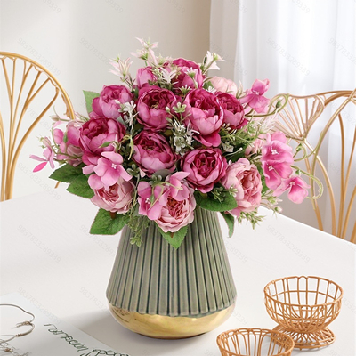 Goede prijs. Fabrieksdirecte verkoop van kunstbloemen, nepboeketten, parfums, pioenen, huisversieringsboeketten, festivalcadeaus en handgemaakte bloemen in de groothandel. online