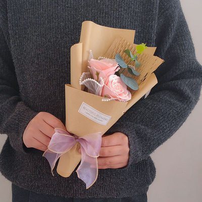 Goede prijs. Kunstmatige roos enkelstaaf zeep boeket, anjer eeuwige bloem, festival cadeau decoratie online