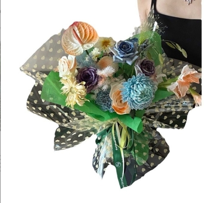 Goede prijs. Yuexin Xiancai opp transparant waterdicht bloemenverpakkingspapier, hartvormig glas papier bloemenverpakkingspapier, handgemaakt bloemenboeket diy materiaal online