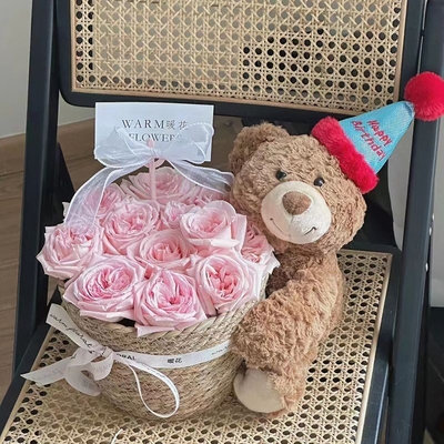 Goede prijs. Op Kinderdag, 1 juni, zijn er eeuwige bloemenpoppen, berenboeketten, teddybeer knuffel emmers en verjaardagscadeautjes. online