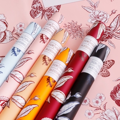 Goede prijs. Nieuw vlinderbloeiende periode bloempapier, boeketmateriaal, waterdichte verpakkingen voor bloemenkunst, papier voor boeketten voor Vrouwendag online