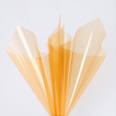 kopen Verdikte stofbestendige gele filmpapier gekleurde halftransparente cellophane voor waterdichte bloemistenverpakking 58*58cm Grootte online manufacture