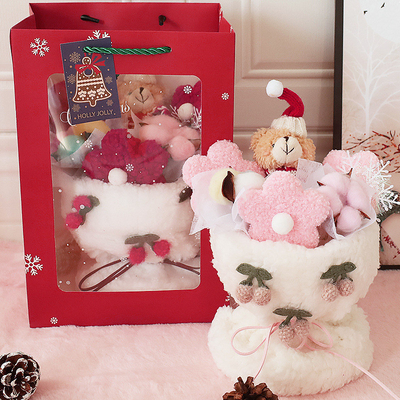 kopen Valentijnsdag- en kerstcadeaus voor je vriendin en beste vriend: een kraam met poppen, boeketten, handgemaakt pluis speeltje en bloemen cadeautjes online manufacture