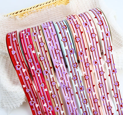 kopen Ribbed Love Ribbon Cake Box Kleurrijke Boeket Geschenk Verpakking Bruiloft Decoratie Candy Box Kleurrijke Ribbon online vervaardiging