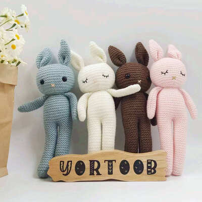 kopen Groothandel gebreide schattige baby comfort pop konijn gehaakt dier speelgoed handgemaakte Amigurumi konijn knuffel online vervaardiging