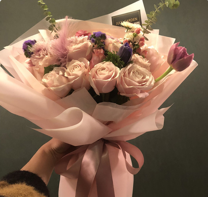 Goede prijs Het Koreaanse Doorzichtige Plastic Verpakkende Document van de Boeketgift voor Bloem Verpakking online