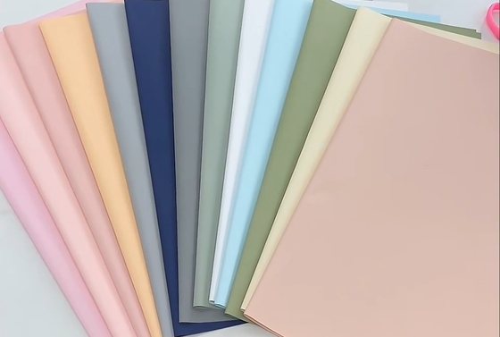 Goede prijs. 2024 Sinowrap Fashion Designs Verdikte Koreaanse Opaque Plastic Flower Paper Voor Bloemisten online