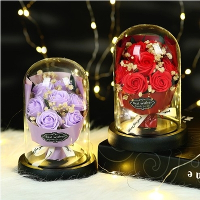 Goede prijs. Valentijnsdag geschenk voor vriendin praktische creatieve zeep roos glas dekking ornamenten geavanceerde onsterfelijke bloem verjaardag meisje online