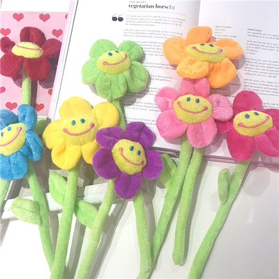 Goede prijs. Meerdere kleuren zonnebloem boeket creatief rozen gordijn bloemenclamper pluis pop bruiloft giftset met pluis ontwerp online