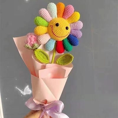 Goede prijs. Kleurrijke gebreide stapel zonnebloem boeket eeuwige bloemen regenboog kunstmatige zonnebloemen DIY garen bloemenarrangement online