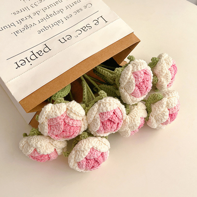 Goede prijs. Handgemaakte Crochet Gradient Rose Kunstbloemen, Bloemen Decor, Hyper-realistische Bloemen voor feestelijke cadeautjes online