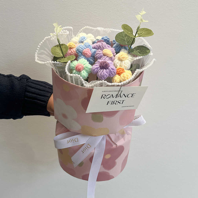 Goede prijs. Verjaardagscadeau Handgemaakte gebreide bloemenboeket bloemenboeket rozen cadeau voor meisjes en beste vrienden Afsluiting Afgestudeerd product creatief Valentijnsdag en voor leraren online