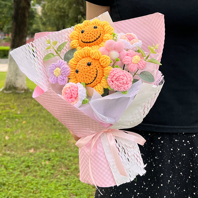 Goede prijs. Glimlachend gezicht Zonnebloem en gewone Zonnebloem Wolbloem Boeket Eindproduct Verjaardag en Valentijnsdag Geschenk Handgemaakte gebreide bloemen Grensoverschrijdende groothandel online