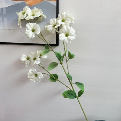 Goede prijs. Kunstbloemen voor een bruiloftscafé met gesimuleerde krabappelbloesems online