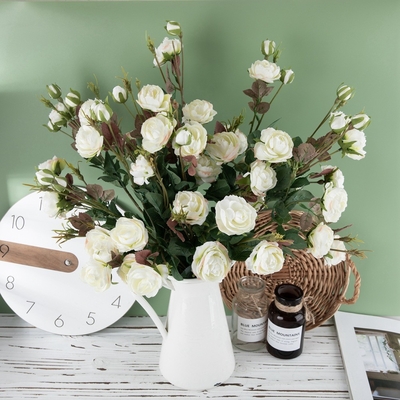 Goede prijs. Kunstmatige rozen met meerdere hoofden, huisversiering, bruiloft, kunstbloemen online