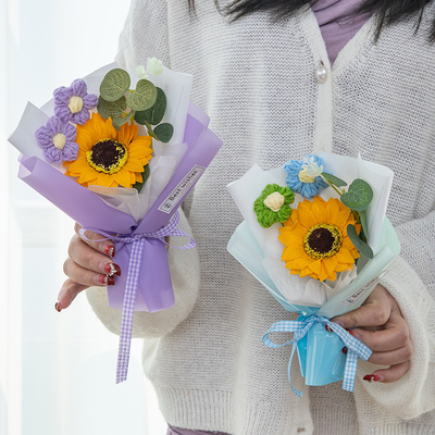 Goede prijs. Handgemaakte zonnebloembukjes, afgewerkte bloembukjes, festivalcadeaus online