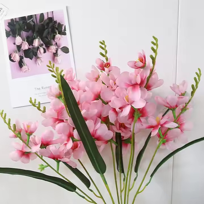 Goede prijs. Hoogwaardige geurige sneeuwbloemen kunstmatige boeketten trouwtafel hotel huisversiering bloemenversiering ornamenten voor fotografie online