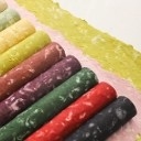 Goede prijs. Valentijnsdag Vaste kleur Twee kleuren Bloemblaadjes Hand Tear Dongba Papier Bloem Verpakkingspapier online