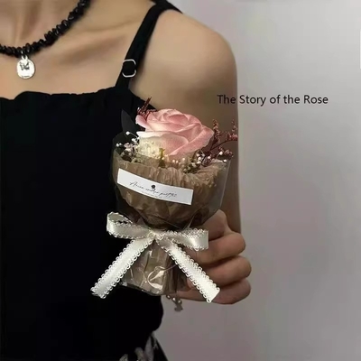 Goede prijs. Ins style mini pocket meeting small bouquet of roses simulation flower birthday gift Mother's Day 520 love Gift for People's Day online