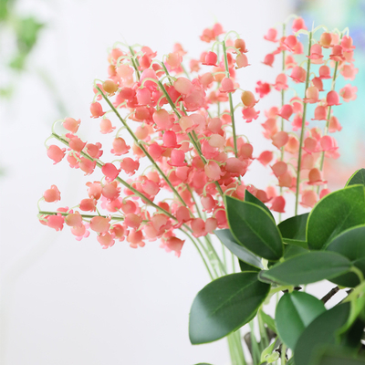 Goede prijs. Simulated flower soft rubber countryside small hanging bell, lily of the valley small bouquet, fake flower, wind chime flower, wedding photography prop online