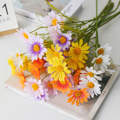 Goede prijs. Simulatie van bloemen kamille decoratie, nep bloemen winkel winkel woonkamer decoratie, bloemen boeket, plastic gedroogde bloemen tafel decoratie, kleine madelie online