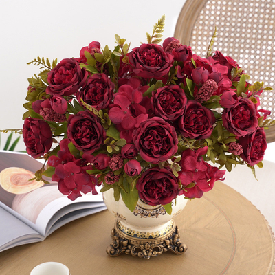 Goede prijs. Groothandel in kunstbloemen van retro-hortensia-kernpioen in Europese stijl, decoratieve bloemen voor trouwtrappen, kunstbloemen en zijdebloemen online