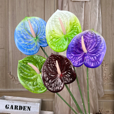 Goede prijs. Simulatie van kunstmatige palmboeken van rood zijden, hoogwaardige bruiloftsbloemenproducten, ornamenten voor de woonkamer, bloemenarrangementen, plastic bloemen online