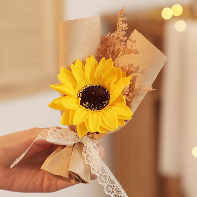Goede prijs. Handgemaakte zonnebloem zeep bloemen cadeau doos, lerarendag souvenir, Valentijnsdag cadeau, bewaarde bloemen, gedroogde bloemen, kleine boeketten online