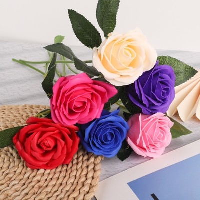 Goede prijs. Eenvoudige zeep, rozenversiering, kunstbloemen, huishoudelijke sieraden, boeketten, kunstbloemen en binnenplaatsing in hotels online