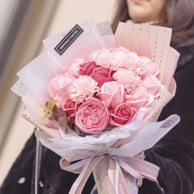 Goede prijs. Valentijnsdag boeket creatieve rozen, anjers, gesimuleerde gedroogde rozen, verjaardagscadeautjes, eeuwig leven bloemen cadeautjes, groothandel online