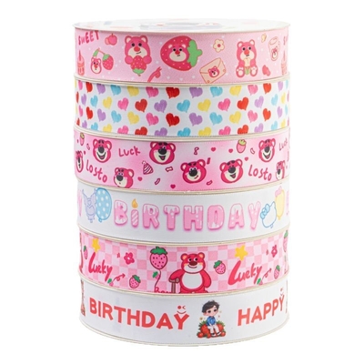 Goede prijs. Kinderdag Cartoon Lint Aardbei Beer Verjaardag 2cm Cake Bakken Snack Begeleider Hand cadeau doos gemaakt van polyester online