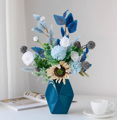 Goede prijs. Creatieve kunstbloemen, gesimuleerde bloemen, high-end eettafelversieringen, bloemenarrangementen voor thuis, entreeversieringen, bloemenornamenten online