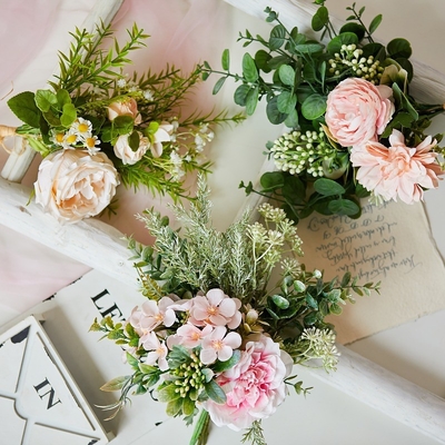 Goede prijs. Gesimuleerde bloem madeliefjes boeket fles, handgebonden bloemtafel, bundel kunstbloemen, fotografie rekwisieten, grensoverschrijdende hot selling zijden bloemen online