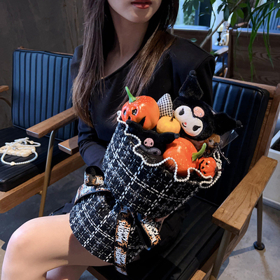 Goede prijs. Een compleet verjaardagscadeau voor een meisje, een kuromi little champs-stijl pompoenpop boeket online