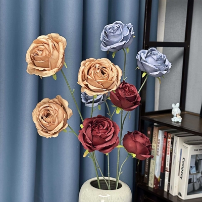 Goede prijs. Simulatie van bloemen, 3 rozen, bruiloftshuisversiering, handgemaakte boeket scène arrangement, grensoverschrijdende nep bloemen sieraden online