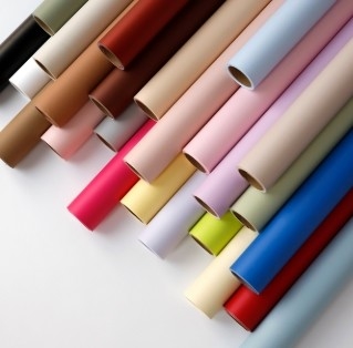 Waterdicht bloemenverpakkingspapier in vele kleuren met matte ochtendnevel