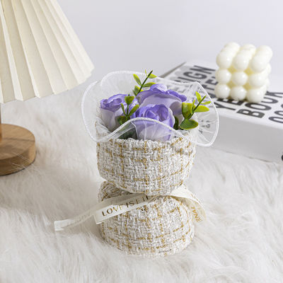 Goede prijs. Een mini Franse roze zeepboeket voor Valentijnsdag op 20 mei, een verjaardagscadeau en souvenir voor je vriend en vriendin. online