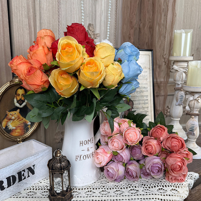 Goede prijs. 7-hoofd Corolla simulatie roos, namaak bloemenboeket, zijden bloem, kunstbloem, trouwzaal, high-end woonkamer decoratie ornament online