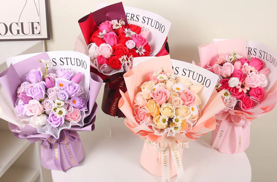 Goede prijs. Kunstmatige zeep Rose boeket voor bruiloft afstuderen & Kerstmis-Koreaanse stijl huisdecoratie maïszetmeel materiaal online