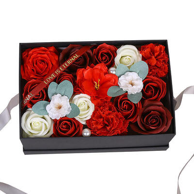 Goede prijs. Nieuw ontwerp onsterfelijke kunstmatige zijde zeep roos cadeau doos mini bloemenboeket voor muur Home Decor Valentijn Kerstmis Kerstmis cadeau model online